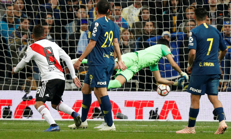 Quintero reaccionó al recordar su gol en Madrid a Boca