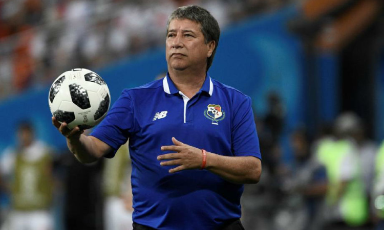 Hernán Darío Gómez, entrenador colombiano que se caracteriza por dirigir selecciones