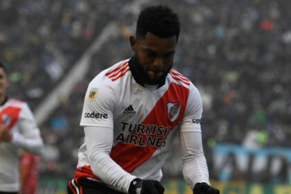 Miguel Ángel Borja River Plate