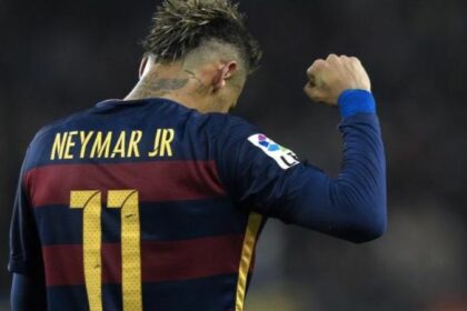 Un tribunal de España absuelve a Neymar por corrupción y estafa por su fichaje al Barcelona