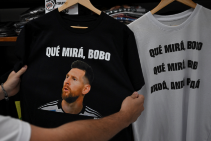 Camiseta sobre Lionel Messi