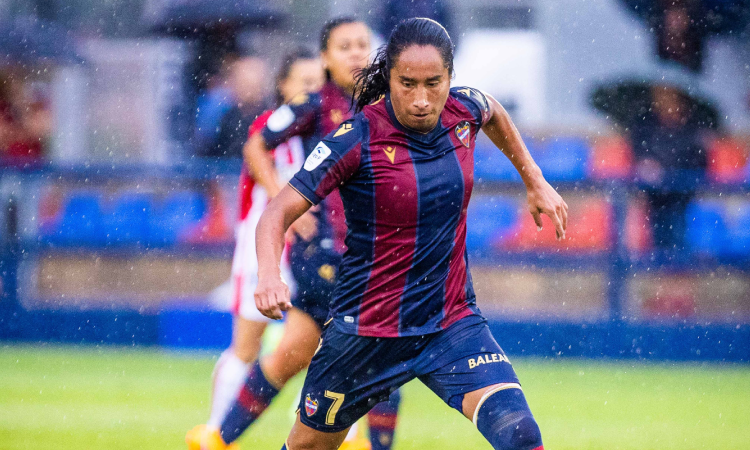 Mayra Ramírez, delantera de la Selección Colombia