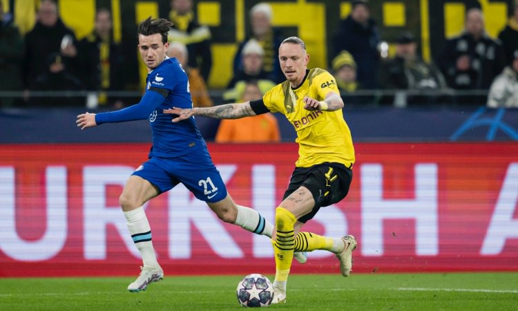 Borussia Dortmund 'pegó primero' y debilitó al Chelsea