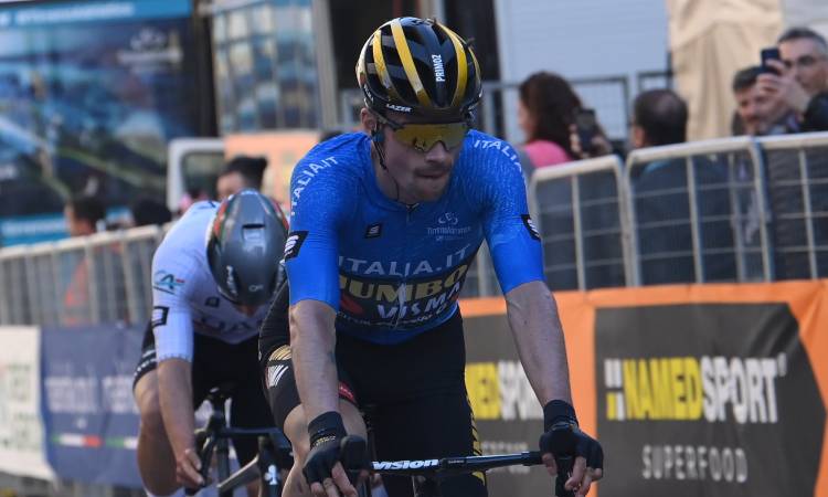 Roglic logró su tercer triunfo de etapa consecutivo en la Tirreno-Adriático 2023