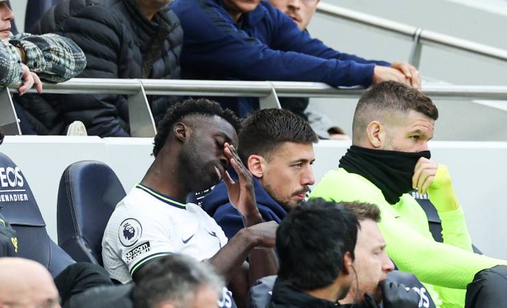 Dávinson Sánchez salió abucheado en el juego entre Tottenham vs Bournemouth