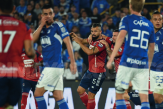 Jugadores de Millonarios y el DIM