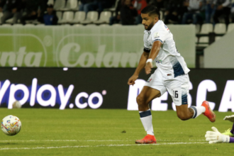 Alejandro Artunduaga, futbolista del Once Caldas de Manizales