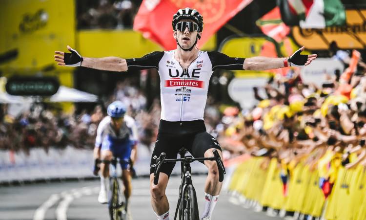 Etapa 1 del Tour de Francia 2023: Adam Yates ganó y ya hubo un retiro importante