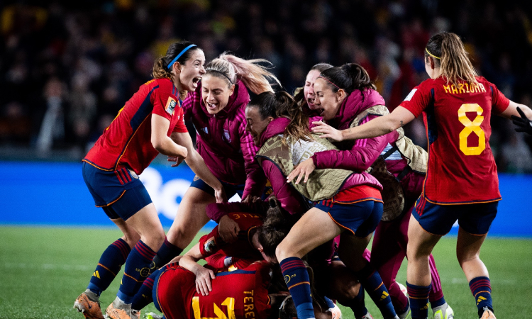 España se clasificó a la final del Mundial femenino
