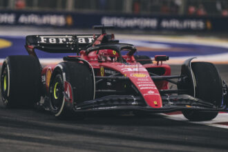 Carlos Sainz termina en el Gran Premio de Singapur con el dominio de Red Bull