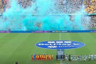 Hubo humo azul en el Atanasio en la salida del Nacional vs Pereira