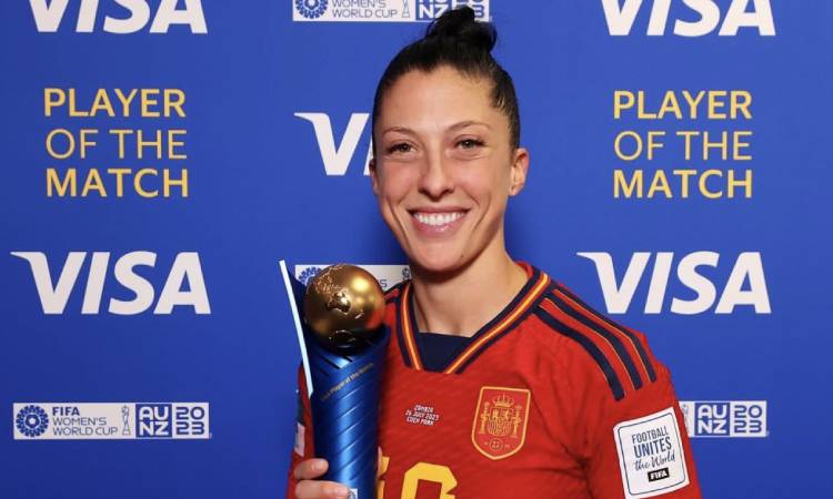 Jenni Hermoso denuncia a Rubiales por beso en final del Mundial