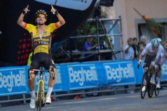 Primoz Roglic ganó el Giro dell'Emilia 2023