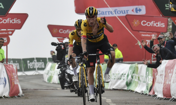 Vuelta a España etapa 17: Roglic ganó y 'Santi' Buitrago es Top 10