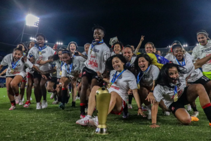 Santa Fe Femenino quiere alzar la Copa Libertadores en casa