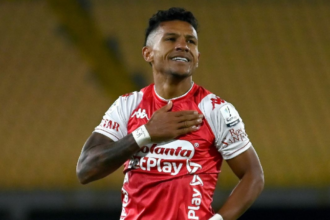 Wilson Morelo le celebró el gol a Bodhert y no a Santa Fe