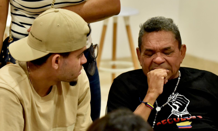 Luis Díaz se reencuentra con su padre en Colombia tras secuestro