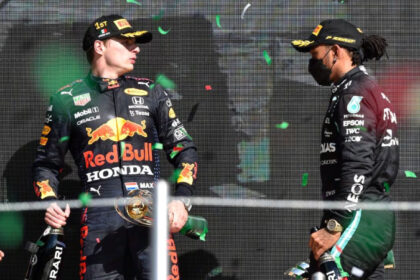 Verstappen rechaza la idea de eventual fichaje de Hamilton por Red Bull