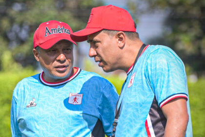 Alex Escobar será asistente técnico de César Farías en el América