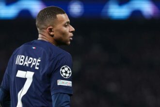 Kylian Mbappé de no seguir en el PSG