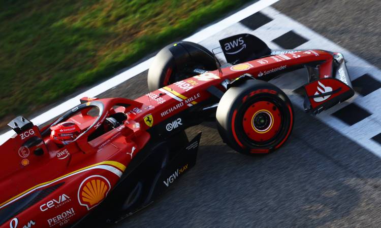 Leclerc domina el último día de ensayos de pretemporada de F1