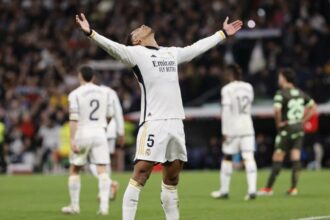 Real Madrid goleó al Girona en el Bernabéu y sentencia La Liga