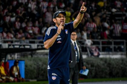 “El equipo está muy dolido”: Arturo Reyes tras lo sucedido en Bogotá