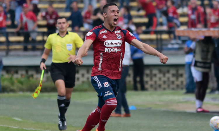 Daniel Londoño se iría del Medellín en condición de préstamo