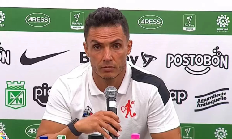 Lucas González habría rechazado dirigir a Alianza F.C.