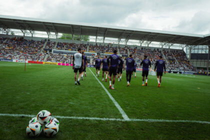 Alemania arranca su preparación para la Eurocopa ante 15.000 espectadores