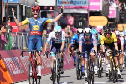 Etapa 4 Giro de Italia 2024: Jonathan Milan ganó en Andora