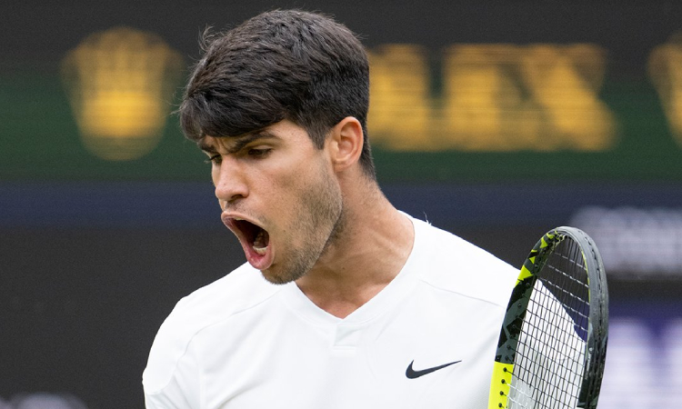 Alcaraz sobrevive al duelo con Tiafoe y avanza a octavos de Wimbledon