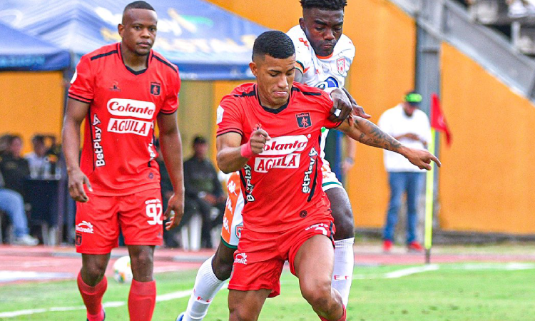 América de Cali se recuperó y goleó a Envigado