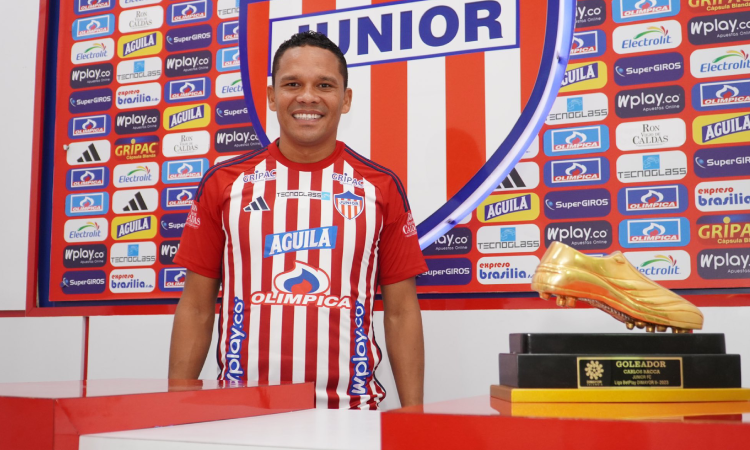 Carlos Bacca renovó con Junior de Barranquilla hasta el 2025