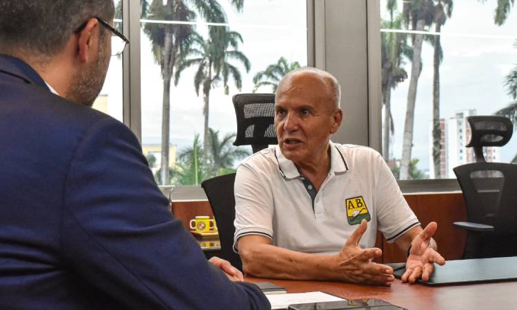 Presidente del Bucaramanga renunció a su cargo