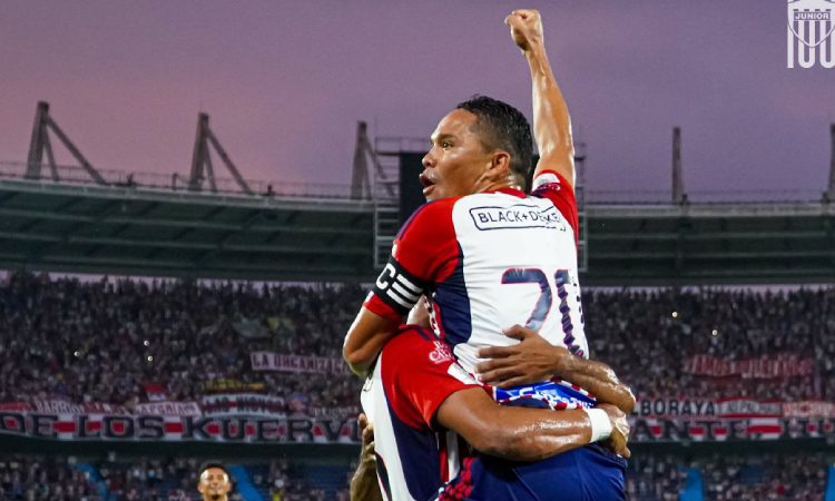 Carlos Bacca le envió un claro mensaje a la hinchada del Junior