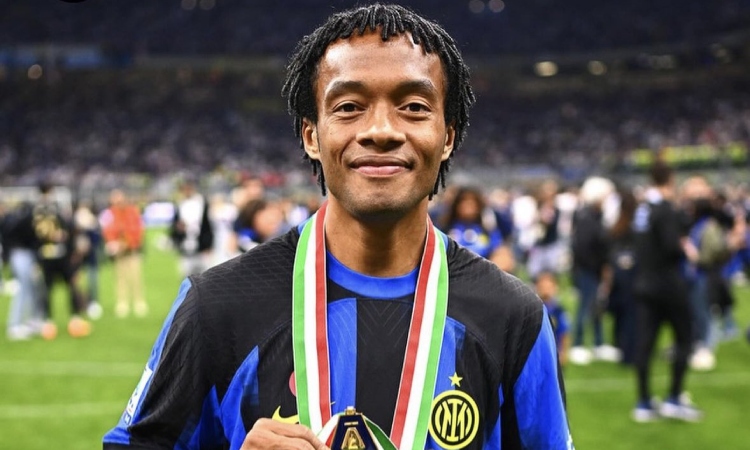 Juan Guillermo Cuadrado presentó exámenes médicos en Atalanta