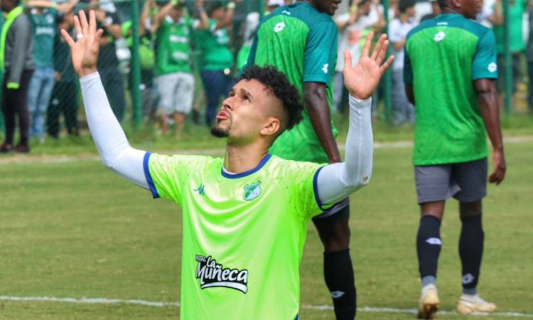 Kelvin Osorio podría volver al fútbol de Brasil