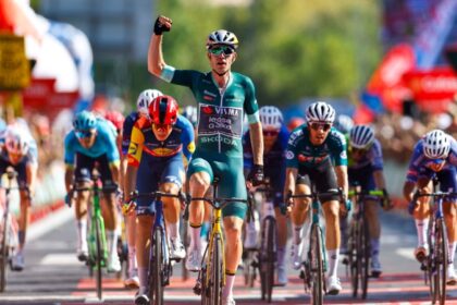 Wout Van Aert gana la séptima etapa de la Vuelta a España 2024