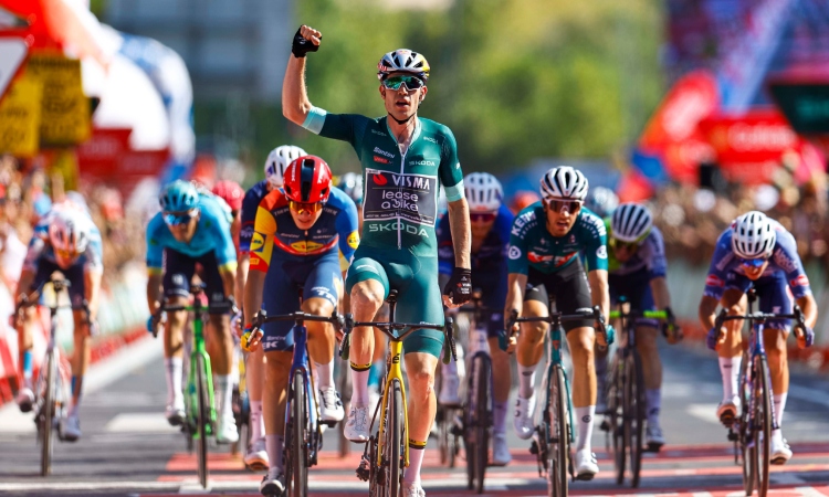 Wout Van Aert gana la séptima etapa de la Vuelta a España 2024