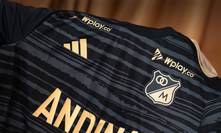 Adidas y Millonarios FC presentan la tercera camiseta del club para la temporada 24/25