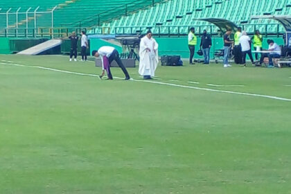 Deportivo Cali tuvo que recurrir a un sacerdote para no descender