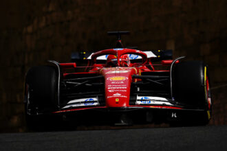 Leclerc domina el día de ensayos libres en GP de Azerbaiyán de F1