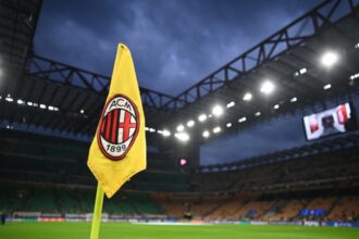 San Siro se queda sin final de Champions 2027