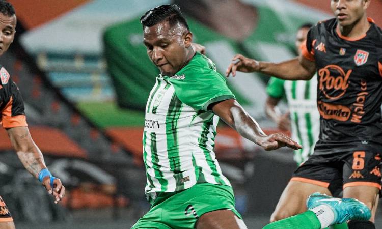 Alfredo Morelos tuvo un accidente de tránsito