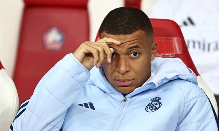 Mbappé en investigación por violación en Suecia, según medios