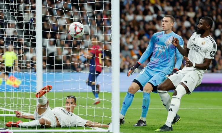 Barcelona destroza al Real Madrid con una goleada