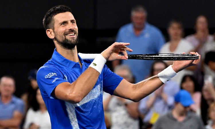 Djokovic cree que fue "envenenado" antes de su deportación