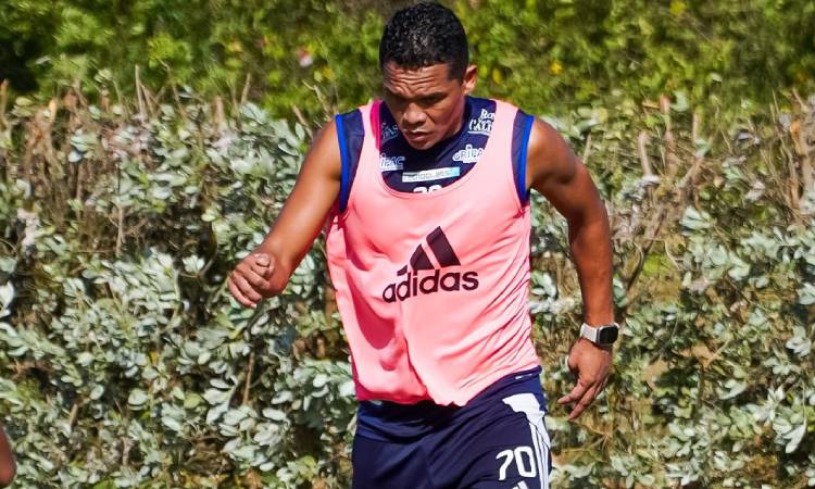 "Para el partido pasado estaba", el mensaje de Bacca a Farías