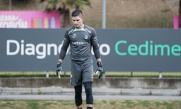 David Agudelo se marcha de Atlético Nacional con rumbo a Bolivia